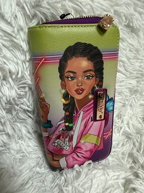 “Nikky” by Nicole Lee Girl Graphic Zip Wallet Green & Pink